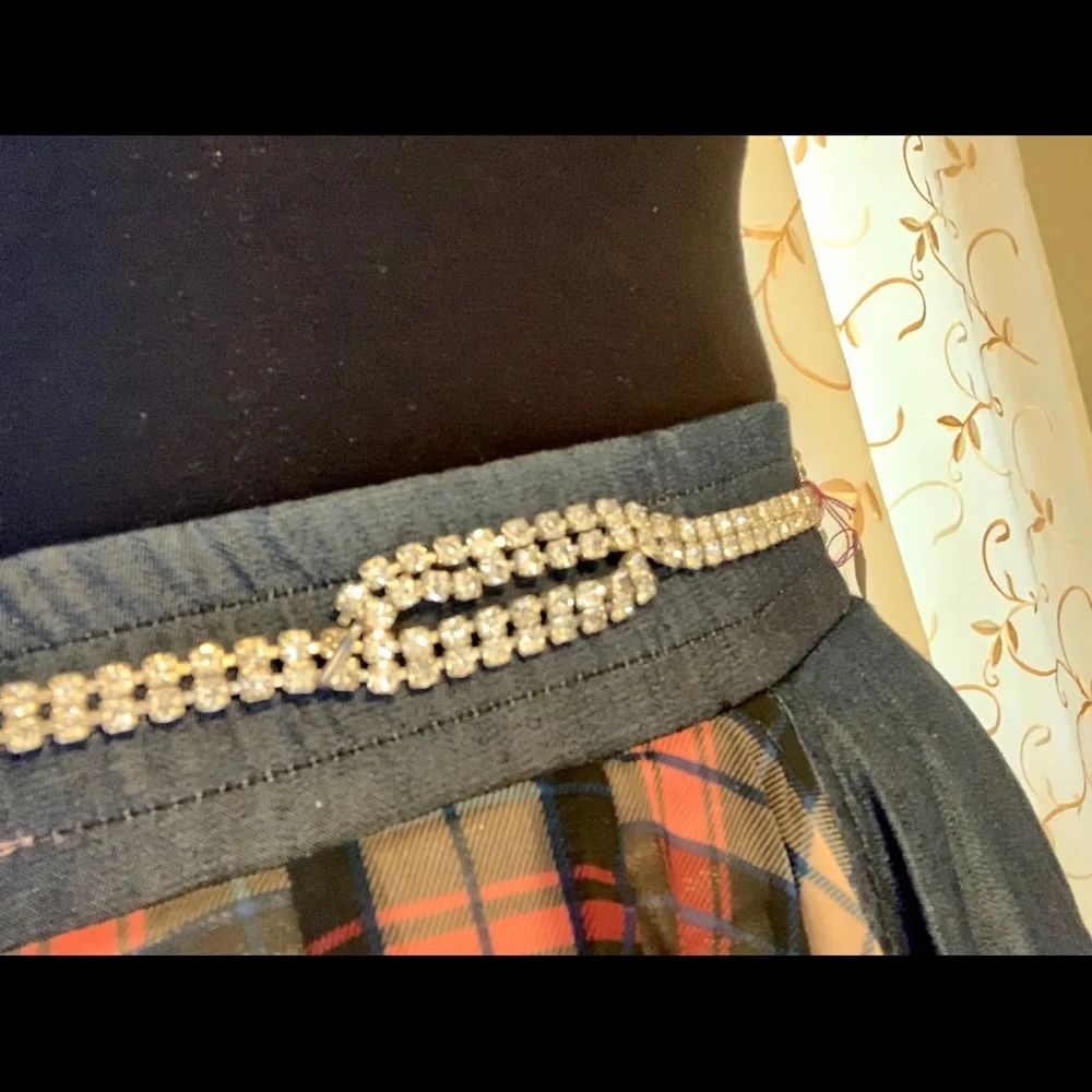 Vintage belt silvertone rhinestone costume bling